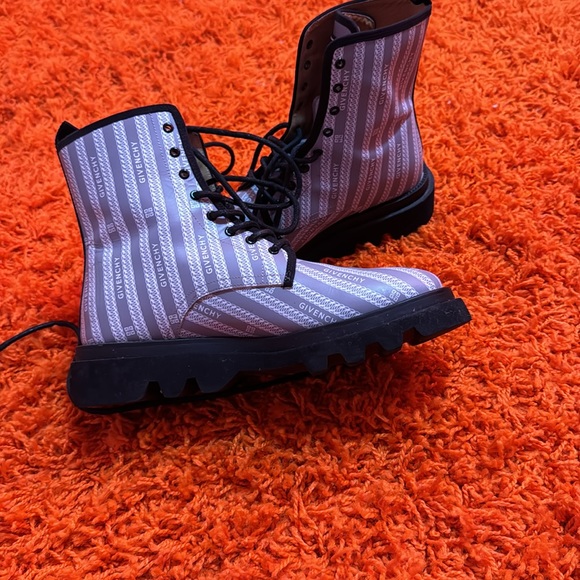 Givenchy Boot - Picture 2 of 2